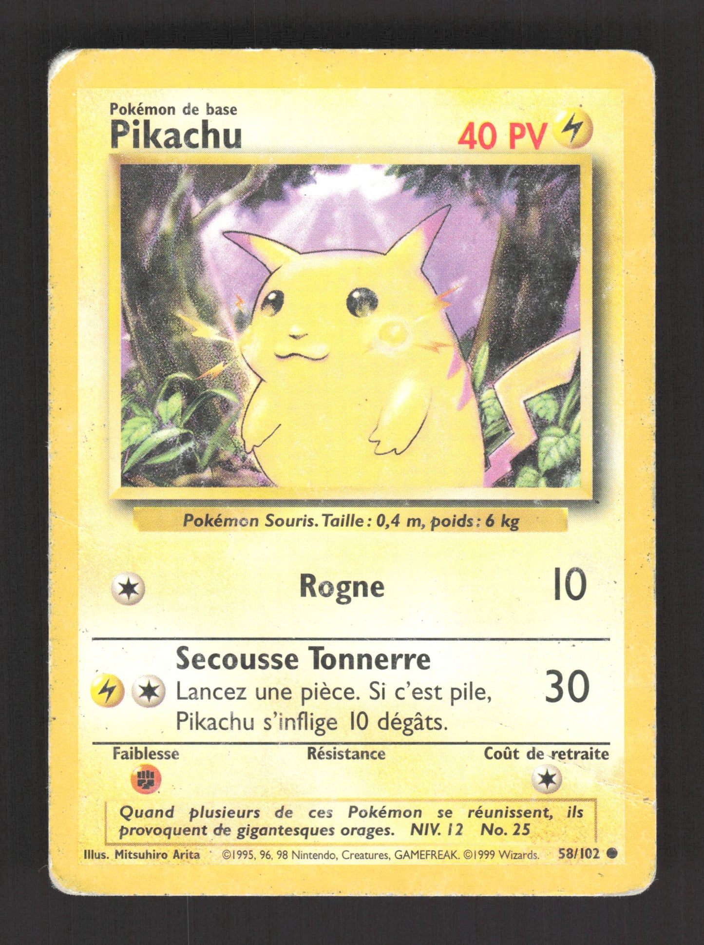 58/102 Pikachu CO - Set de Base