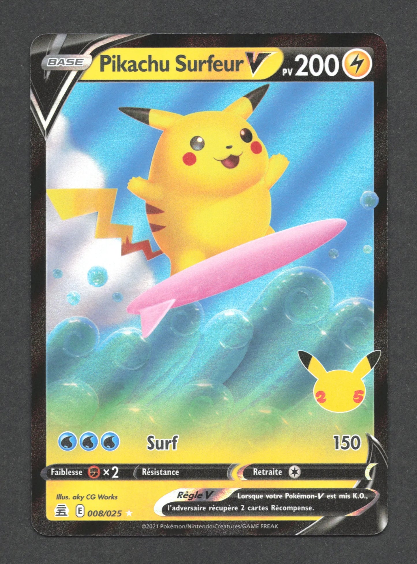 008/025 Pikachu Surfeur V - Célébrations