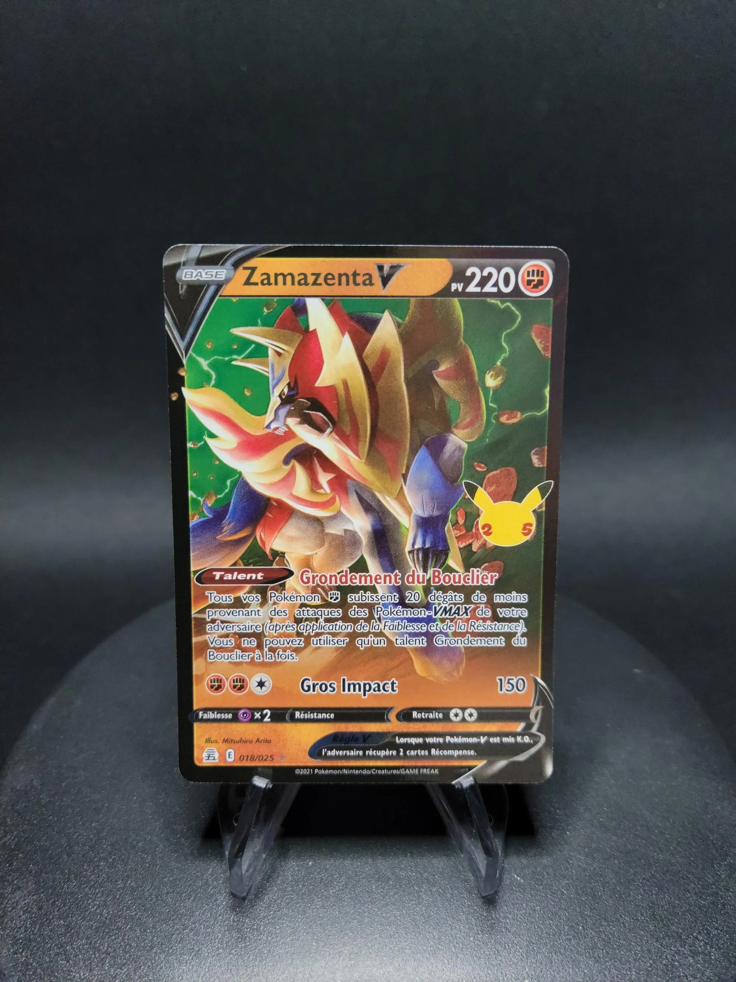 018/025 Zamazenta V - Célébrations