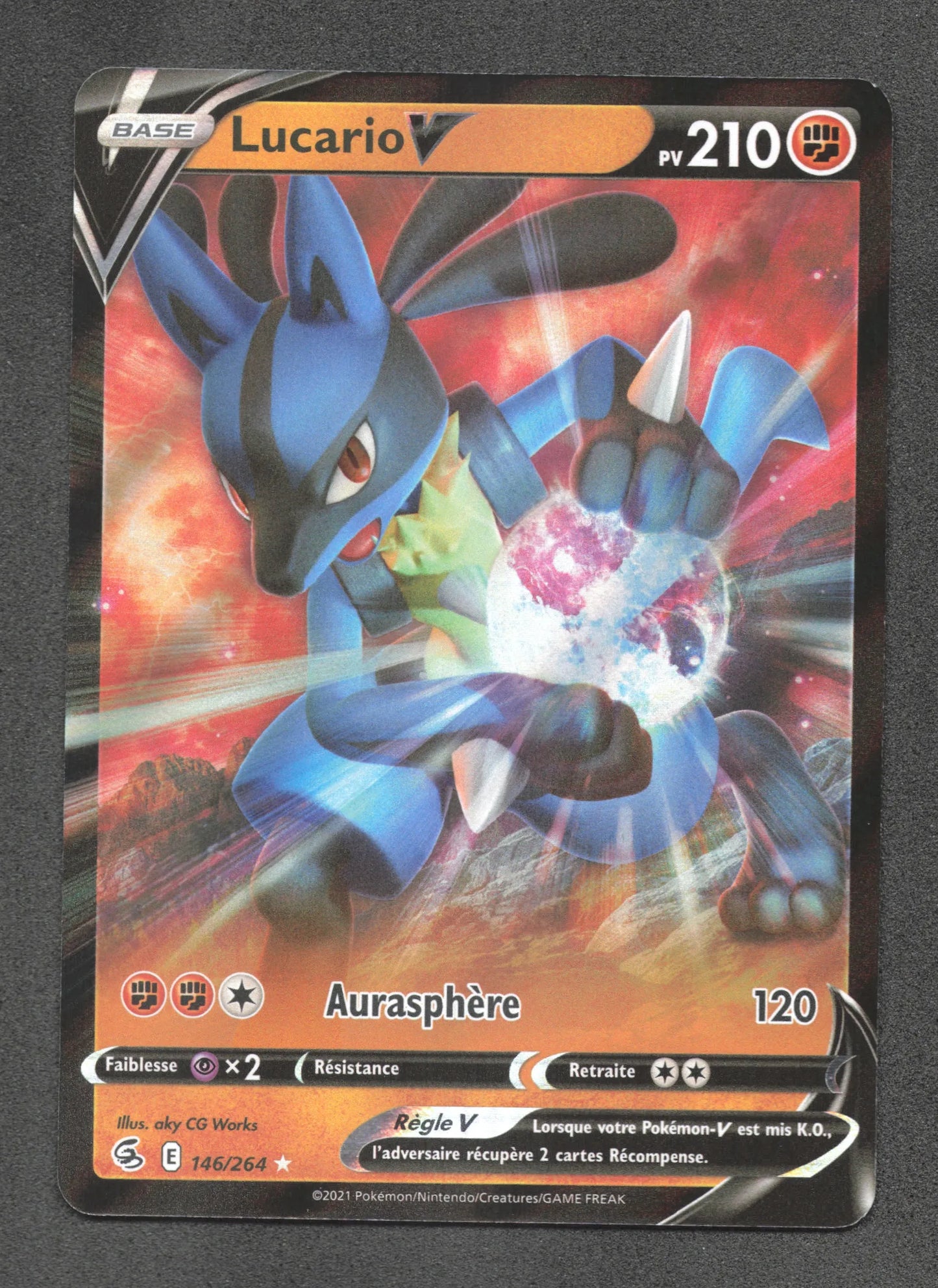146/264 Lucario V - Poing de Fusion