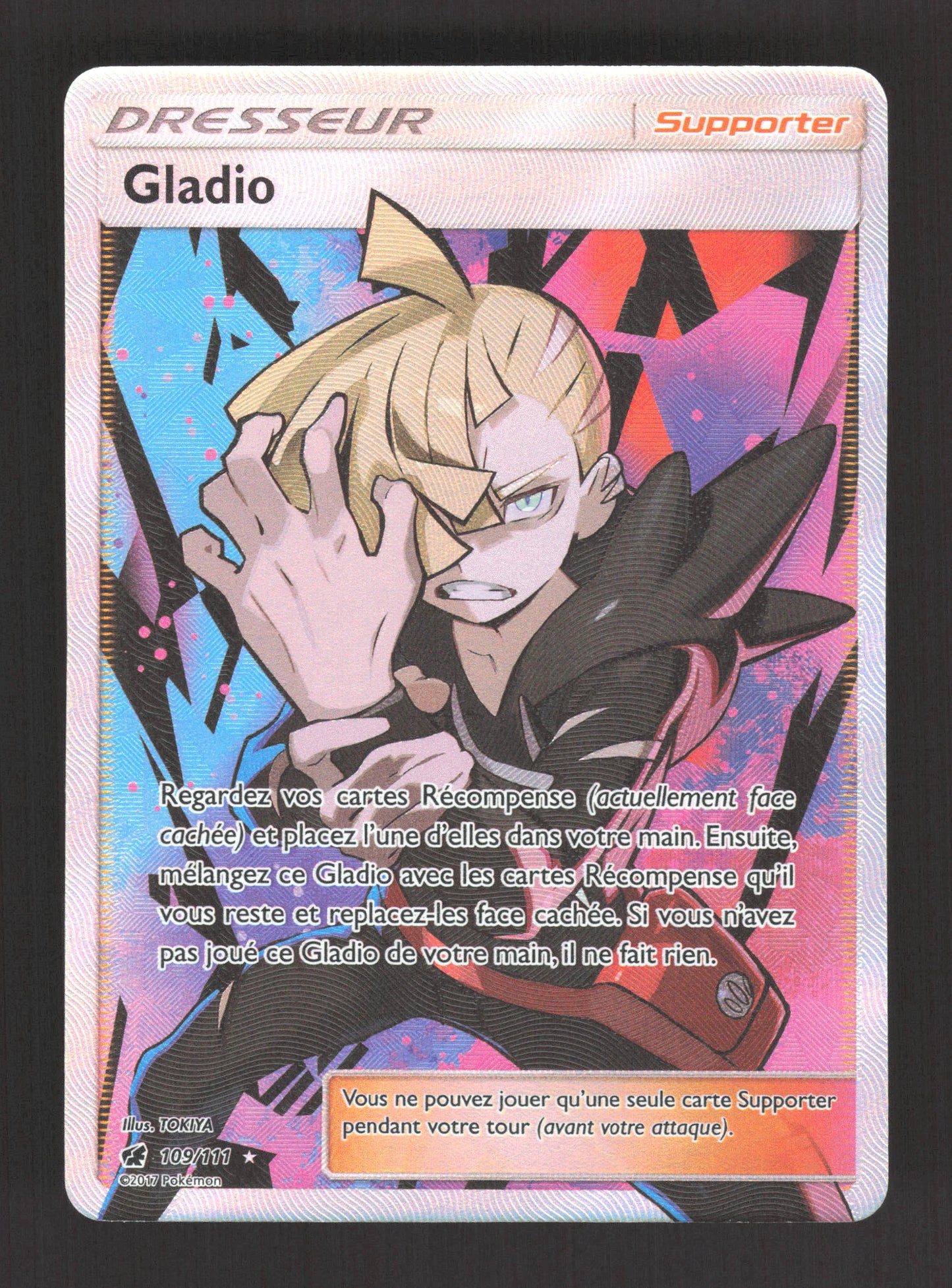 109/111 Gladio DRESSEUR - Invasion Carmin