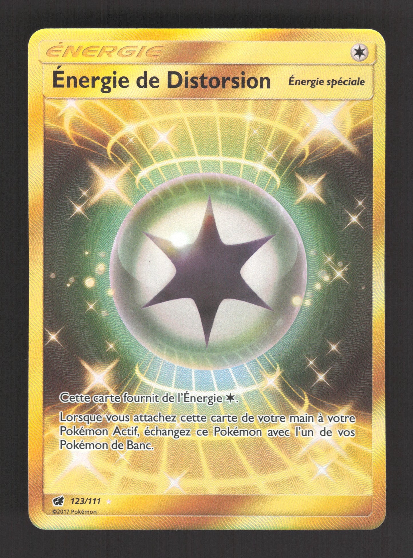 123/111 Energie de Distorsion DRESSEUR - Invasion Carmin